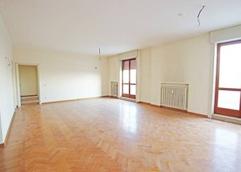 Soggiorno - Attic via A. Maj, Bergamo - photo 13