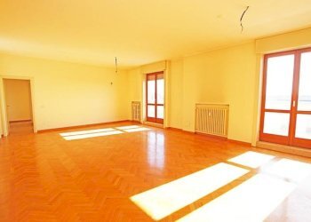 Soggiorno - Attic via A. Maj, Bergamo - photo 10