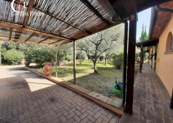 Foto 5 - Villa piazza della Libertà
 
10, Cecina - foto 5