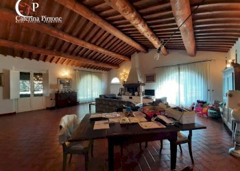 Foto 10 - Villa piazza della Libertà
 
10, Cecina - foto 10