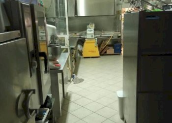 Interno non residenziale - Pasticceria via Jacopo Berengario, Carpi - foto 6