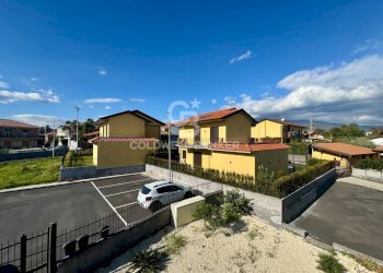 Foto 11 - Trilocale Via Gorizia
 
22, Viagrande - foto 11