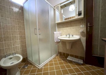 Bagno - Three-room apartment piazza del Monastero, 2, Genova (neighborhood Sampierdarena) - photo 12