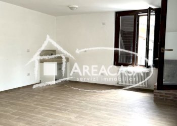 soggiorno - Casa indipendente Acquasanta Terme - foto 12