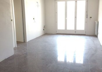 camera - Trilocale 13, Folignano - foto 2