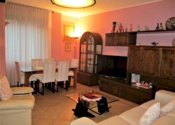 Salone - Trilocale via dei Salici, 7c, Cesano Boscone - foto 1