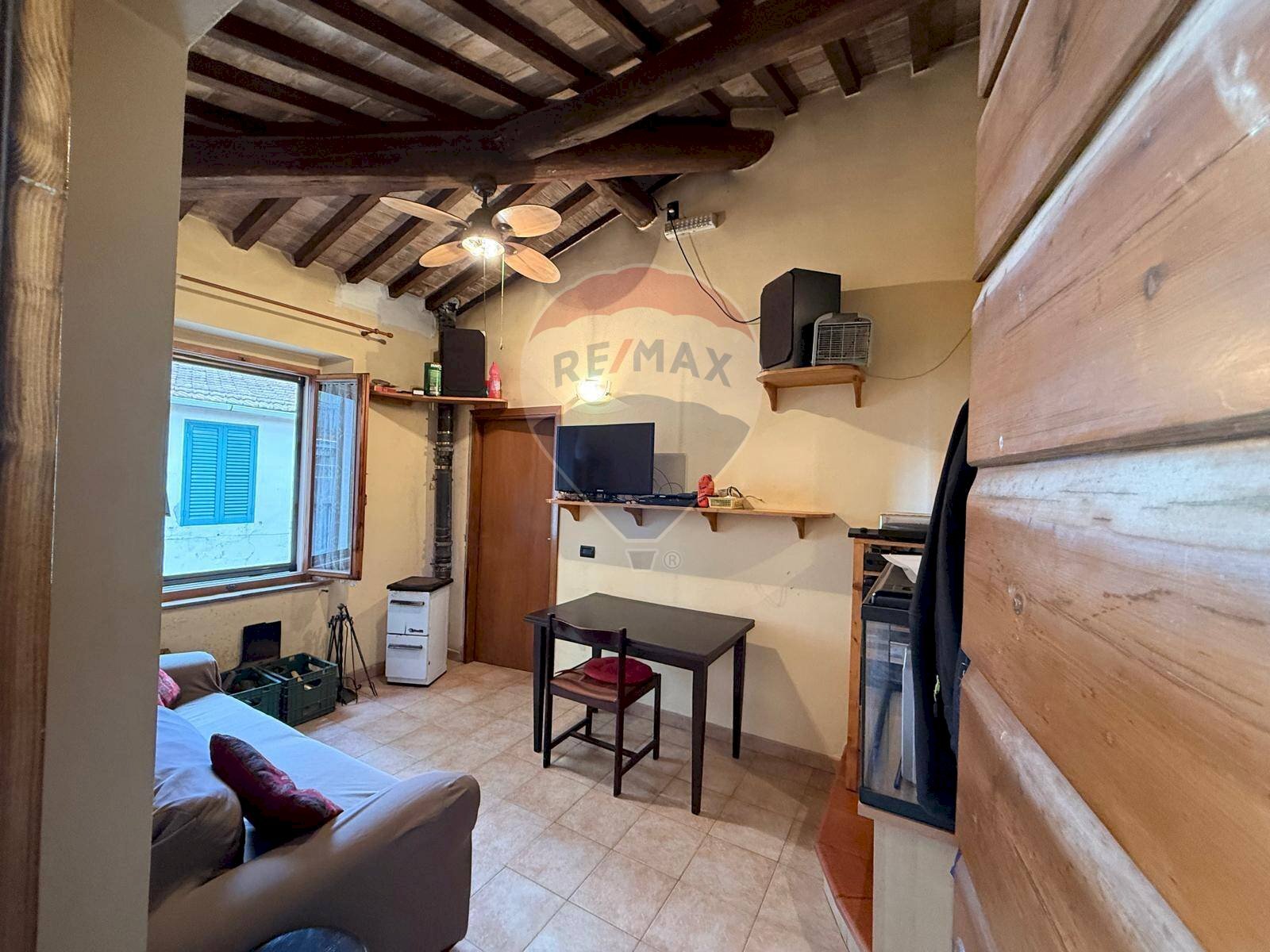 Sala da pranzo - Casa semi indipendente Via Marzocco
 
6, Rosignano Marittimo - foto 1