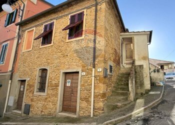 Casa all\'aperto - Casa semi indipendente Via Marzocco
 
6, Rosignano Marittimo - foto 1