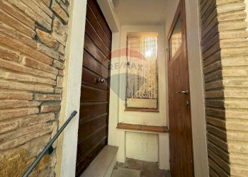 Hall / corridoio - Casa semi indipendente Via Marzocco
 
6, Rosignano Marittimo - foto 7