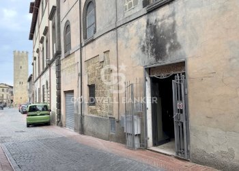 Foto 1 - Laboratorio Via delle Torri
 
43, Tarquinia - foto 1