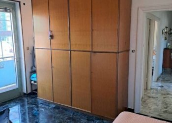 Camera da letto - Quadrilocale via Gian Battista Monti, 21, Genova (zona Sampierdarena) - foto 8