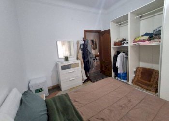 Camera da letto - Quadrilocale Genova (zona Sampierdarena) - foto 9