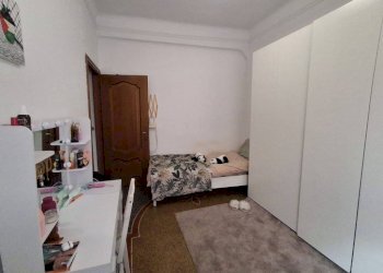 Camera da letto - Quadrilocale Genova (zona Sampierdarena) - foto 34