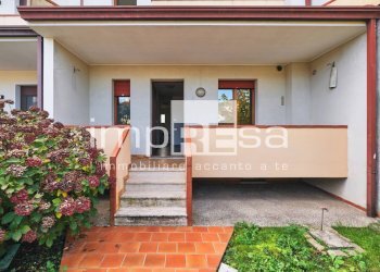 Foto 1 - Villa a Schiera VIA F.lli Calvi, Paese - foto 1