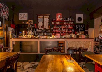 Interno non residenziale - Ristorante via Pisa, 39, Torino (zona Aurora) - foto 1