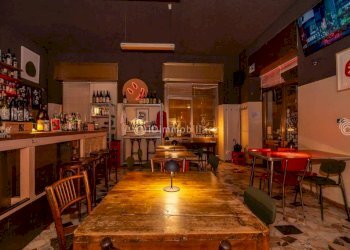 Interno non residenziale - Ristorante via Pisa, 39, Torino (zona Aurora) - foto 4