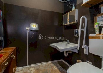 Bagno - Ristorante via Pisa, 39, Torino (zona Aurora) - foto 18