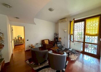 Salone - Trilocale via Ruggero Leoncavallo, 54, Monza - foto 13