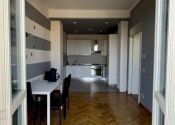 Salone - Trilocale piazza Martiri della Libertà, 6, Biella - foto 7