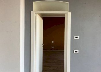 Camera da letto - Trilocale piazza Martiri della Libertà, 6, Biella - foto 14