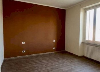 Camera da letto - Trilocale piazza Martiri della Libertà, 6, Biella - foto 15