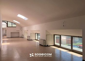 Interno non residenziale - Ufficio via Giuseppe Valentini, 30, Prato - foto 10