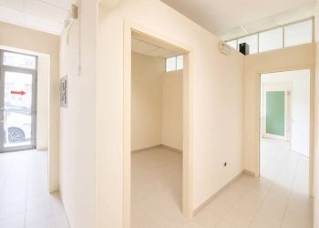 Interno non residenziale - Office via Giuseppe Valentini, 30, Prato - photo 20