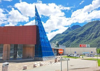 Zona - Negozio viale Valli di Carnia, 1 1, Amaro - foto 2