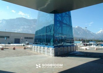 Zona - Negozio viale Valli di Carnia, 1 1, Amaro - foto 7