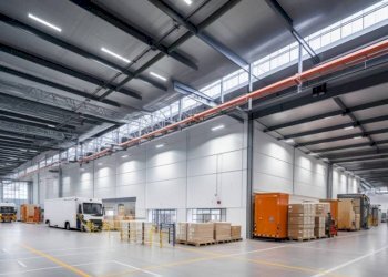 Interno non residenziale - Magazzino Autostrada Firenze Mare, Vecchiano - foto 8