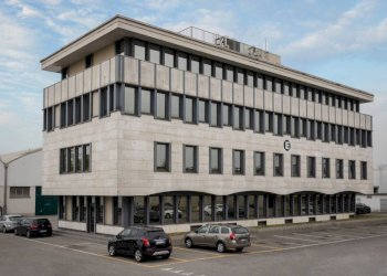 Facciata - Ufficio viale dell'Industria, Caponago - foto 17