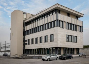 Facciata - Ufficio viale dell'Industria, Caponago - foto 18