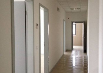 Corridoio - Office via Cirillo Monzani, Venezia (neighborhood Mestre) - photo 7