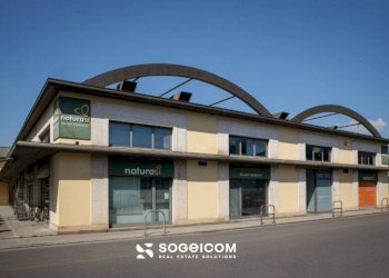 Facciata - Ufficio via Giuseppe Valentini, 30, Prato - foto 9