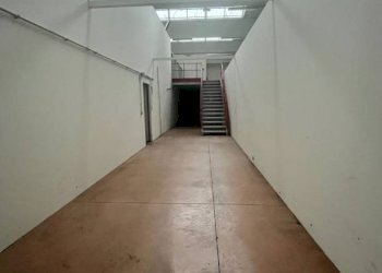 Magazzino - Warehouse via Priula, Nervesa della Battaglia - photo 12