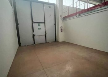 Magazzino - Warehouse via Priula, Nervesa della Battaglia - photo 13