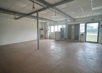 Magazzino - Warehouse via Priula, Nervesa della Battaglia - photo 14