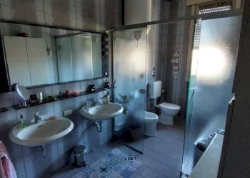 Bagno - Stabile - Palazzo via Tonale, 10, Samarate - foto 12