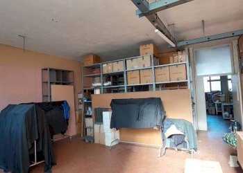 Interno non residenziale - Stabile - Palazzo via Tonale, 10, Samarate - foto 13