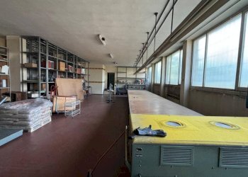 Interno non residenziale - Stabile - Palazzo via Tonale, 10, Samarate - foto 25