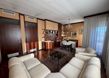 Salone - Stabile - Palazzo via Tonale, 10, Samarate - foto 31