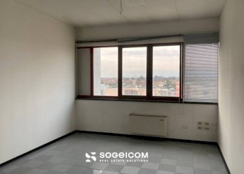 Stanza non arredata - Ufficio via Postumia Castellana, Quinto di Treviso - foto 5