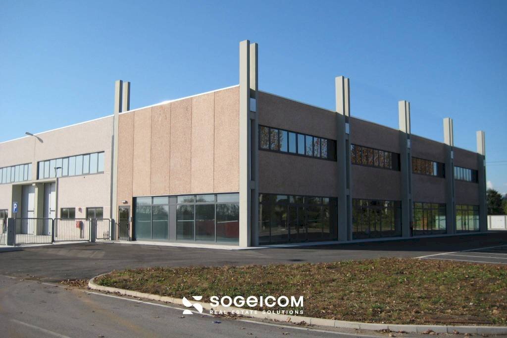 Zona - Capannone via Luigi Negrelli, Paese - foto 3