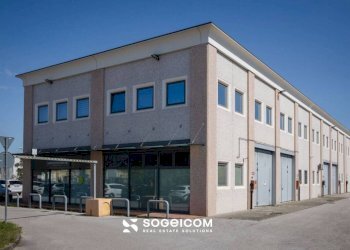 Facciata - Office via Cirillo Monzani, Venezia (neighborhood Mestre) - photo 1