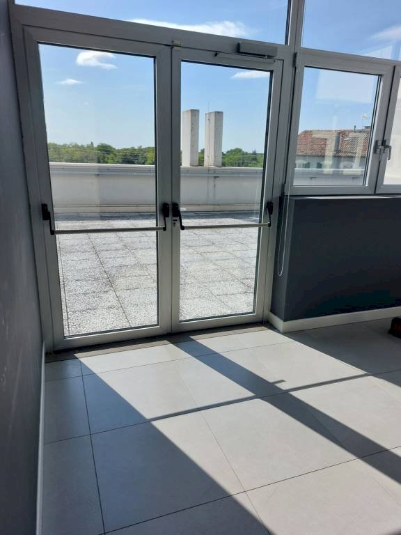 Veranda - Ufficio via Postumia Castellana, Quinto di Treviso - foto 2