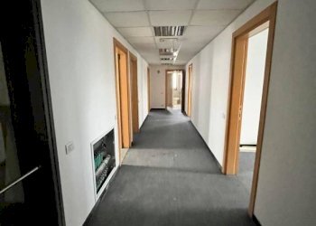 Corridoio - Ufficio viale dell'Industria, 17, Caponago - foto 8