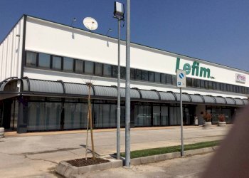 Zona - Capannone via Valcunsat, 10, Casarsa della Delizia - foto 24