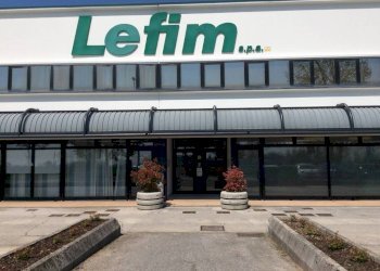 Facciata - Capannone via Valcunsat, 10, Casarsa della Delizia - foto 46