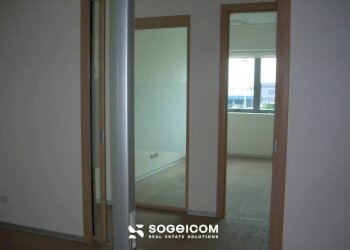 Stanza non arredata - Ufficio via Scornigiana, 6, Pisa (zona Ospedaletto) - foto 11