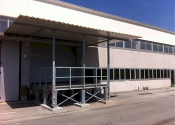 Facciata - Warehouse via Priula, Nervesa della Battaglia - photo 14